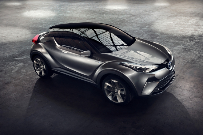 Toyota C-HR 2015: nová evoluce konceptu má výrazně blíže realitě