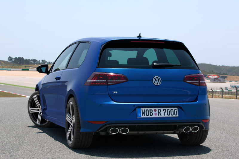 VW_Golf_R_2014_prvni_foto_02_800_600.jpg