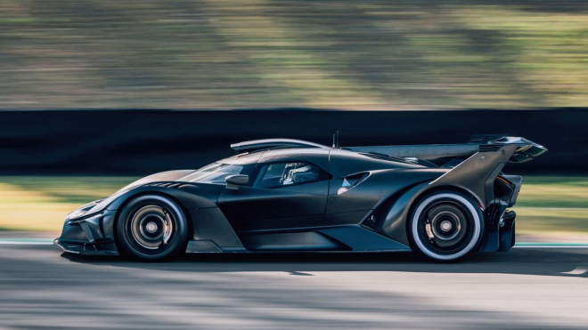 Extrémní Bugatti s 0-500 km/h za 20 s se představilo v produkční verzi, je to brutalita svého druhu