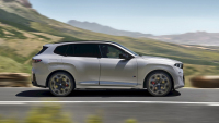 Nová X5 je venku a je kontroverzní jako nikdy dřív. Její největší problém BMW skrývá, navíc k ní málem byl třeba řidičák na náklaďák