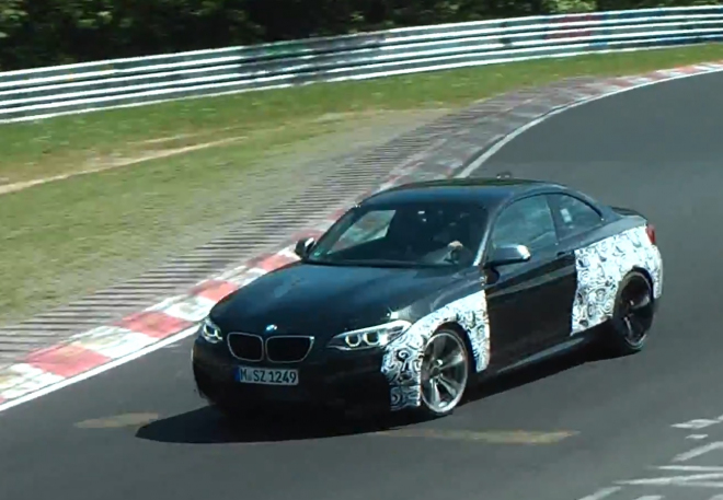 BMW M2 2016: vrchol řady 2 řádí na Nordschleife, zvukem nikoho neohromí (video)