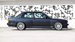 Le monde est devenu fou, cette BMW M3 E30 sera vendue pour 4,2 millions de CZK, alors qu'elle a parcouru 177 000 km - 4 - BMW M3 Evolution II 1988 à vendre 04
