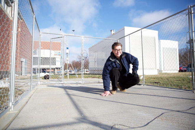 Elektrický beton prý skoncuje s namrzlými silnicemi, je levnější než posyp solí