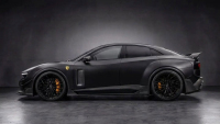 Ohyzdné nové Ferrari dostalo první tuning. Řeší něco? Zkazit asi není co, napravit ho ale jde asi jen virtuálně