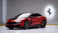 Ferrari se nedaří vyprodat ošklivé Luce na největším trhu ani s milionovou slevou v hrstce kusů, sběratel firmě pěkně od plic řekl, co si o autě myslí