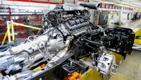 Přepište dějiny, motory V8 se vrací. Automobilka jich letos musí vyrobit třikrát víc než loni, poptávka je obrovská