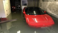 Sám majitel označil tohle auto za „utopený šrot” s 237 tisíci najetými km. V aukci se o něj strhla mela, prodalo se za absurdní peníze