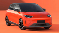 V Česku populární čínská značka ukázala levného soupeře malých VW a Renaultu, je ale opravdu ošklivý a plný disproporcí