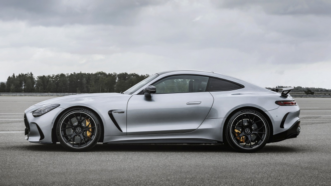 Slavný designér strhal nový Mercedes-AMG GT. Je to změť designových omylů a symbol groteskního úpadku, říká