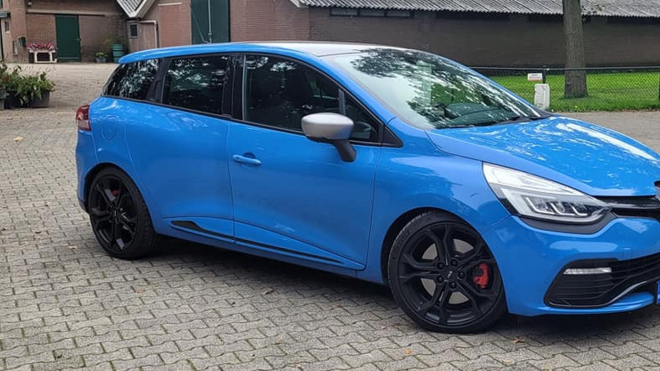 Renault odmítl prodat zákazníkovi Clio RS kombi, a tak si ho postavil sám. Teď může být vaše