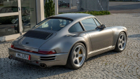 Úpravce Porsche postavil o parník lákavější 911 než samo Porsche, vlastně se ani nemusel moc snažit