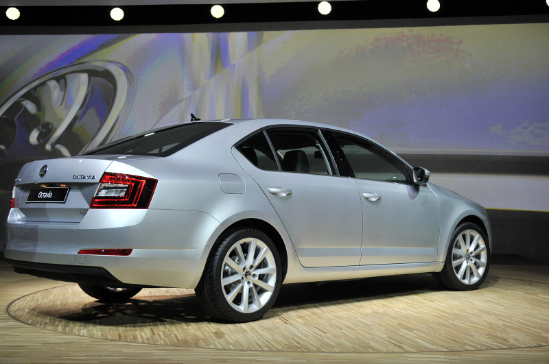 http://www.autoforum.cz/tmp/magazin/si/Skoda_Octavia_III_2013_nova_oficialni_prvni_prezentace_09_800_600.jpg