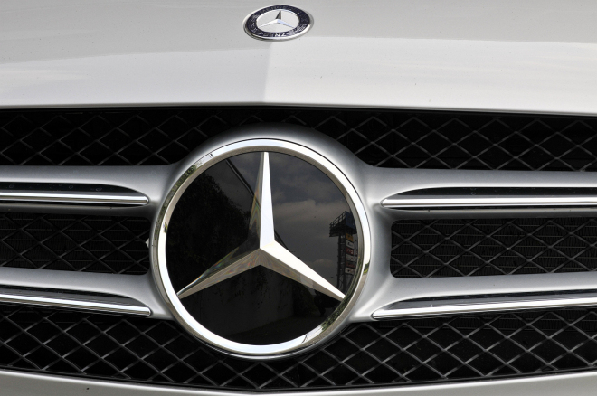 Mercedes nabídne ještě více předokolek, další přijde už příští rok