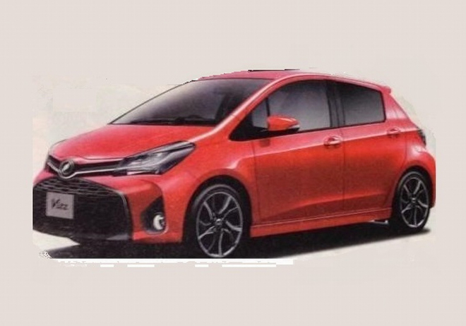 Toyota Yaris 2014: unikly první snímky faceliftu, odhalují naštvaný kukuč