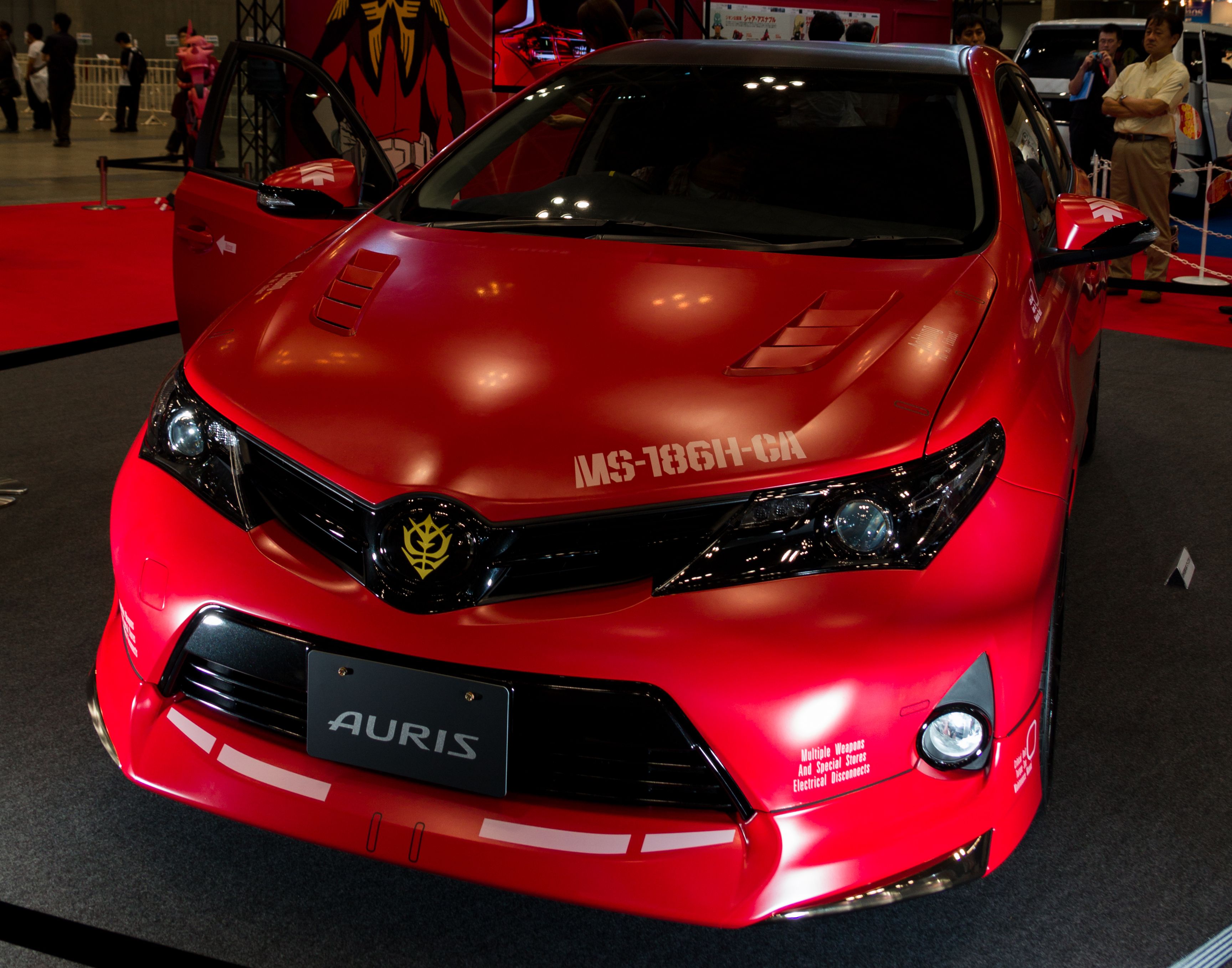 Toyota Auris Ms 186h Ca Char Aznable Modellista Jeste Neslozil Zbrane Autoforum Cz