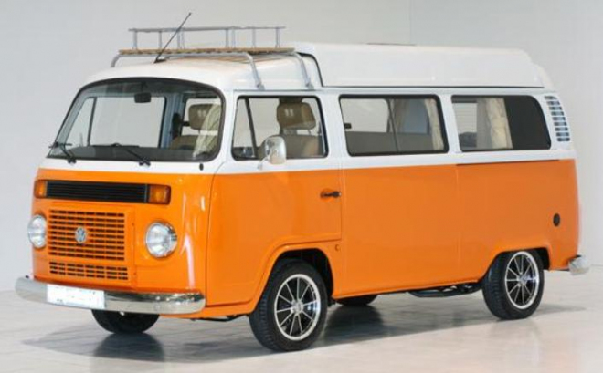 Volkswagen T2: Bulli je zpátky, vytáhněte havajské košile a batikovaná trička