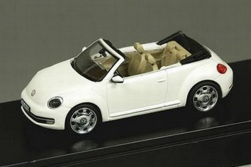 Volkswagen Beetle Cabriolet 2013 předčasně odhalen, v měřiku 1:43